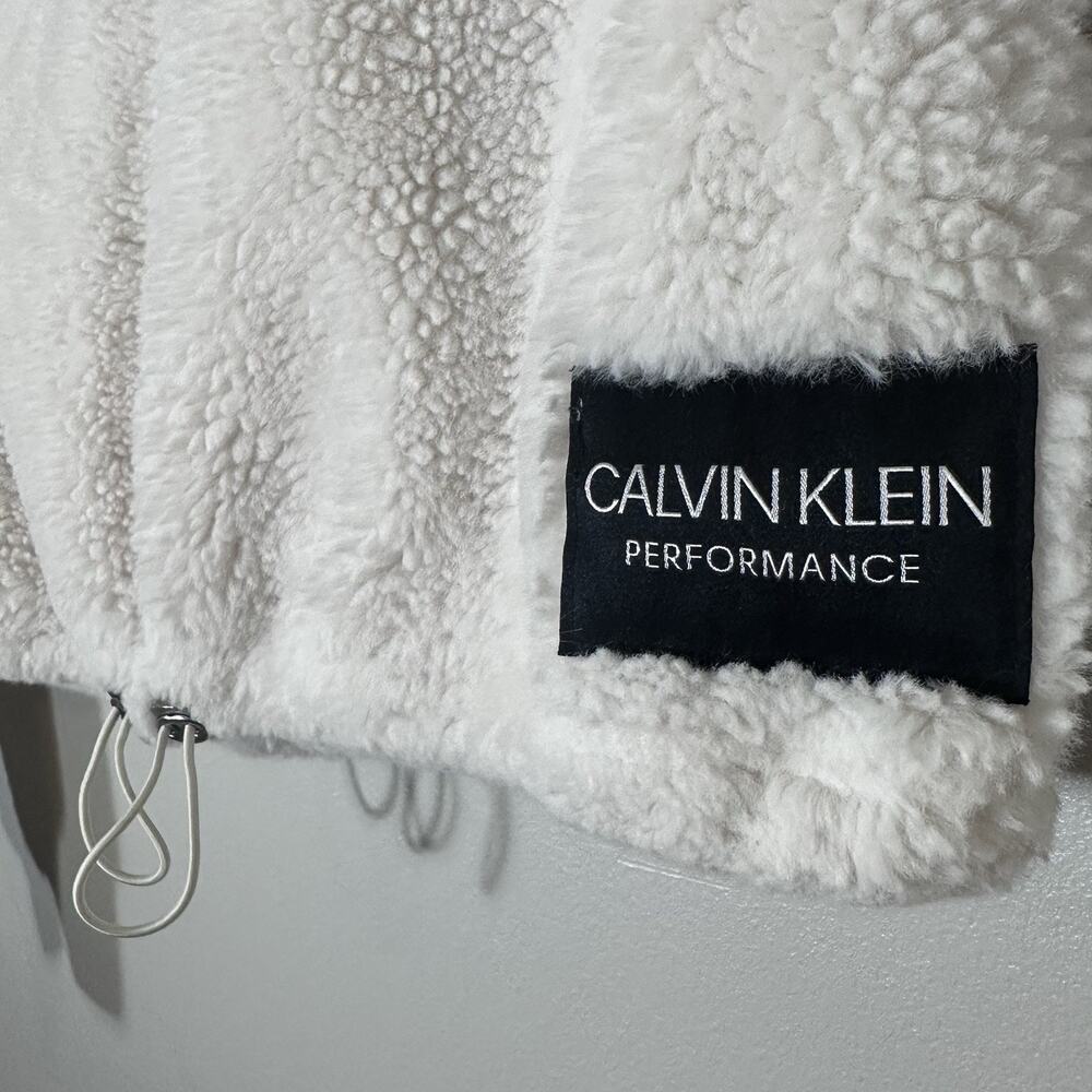Calvin Klein Performance Fleece Pullover Women’s Size M EXCELLENT CONDITION - Picture 3 of 9